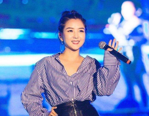 何洁说她们公司曾就靠跳楼机活着 但她没撑到副歌