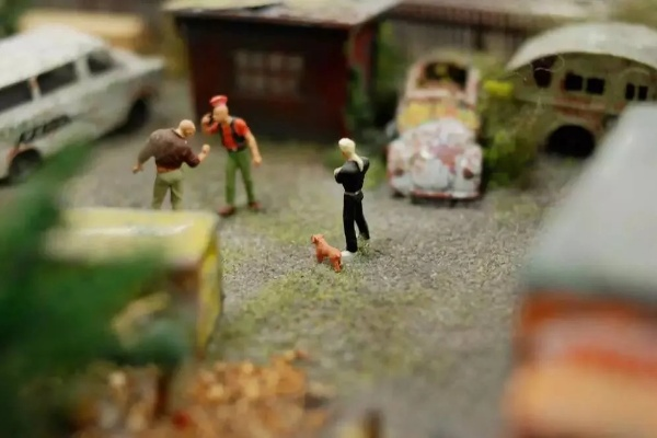 厌倦常规模拟？2026粒粒的小人国变小生活模拟新体验