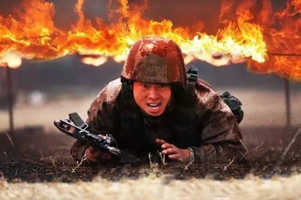 雇佣兵2如何成为开放世界战术沙盒？火力全开实战指南