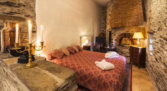 权游同款古堡梦境，西塞尔酒店真能复刻贵族沉浸式体验？深度解锁攻略