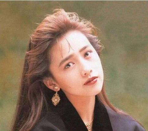 工藤静香2026年婚姻秘闻，为何全球粉丝狂追最新八卦动态？