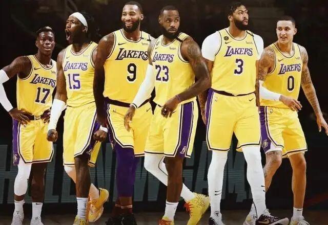 完美国际下载全攻略，官方VS渠道服，2026年玩家首选方案是？